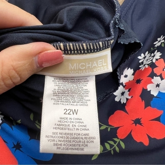 NWT Michael Kors New Navy One Shoulder Underwire One Piece Swimsuit 22W * - Picture 12 of 14